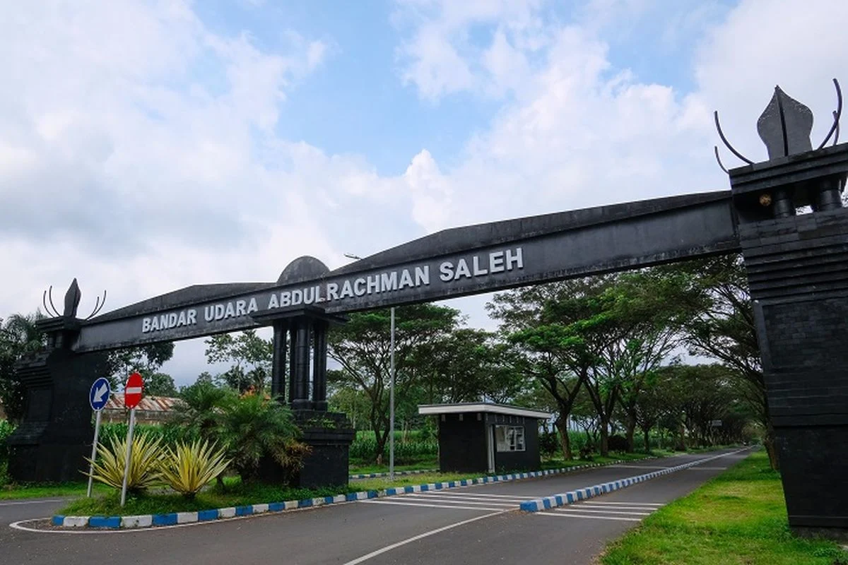 Bandara Abdul Rachman Saleh Malang sebagai akses masuk utama wisatawan ke Kota Malang